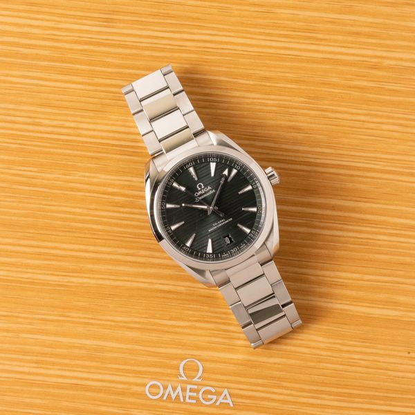 Omega Aqua Terra 150m Gents 220.10.41.21.10.001